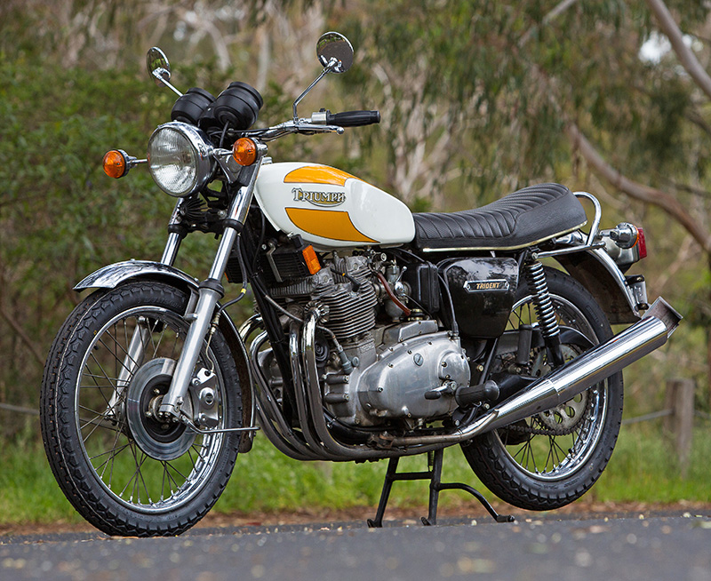 Triumph T160